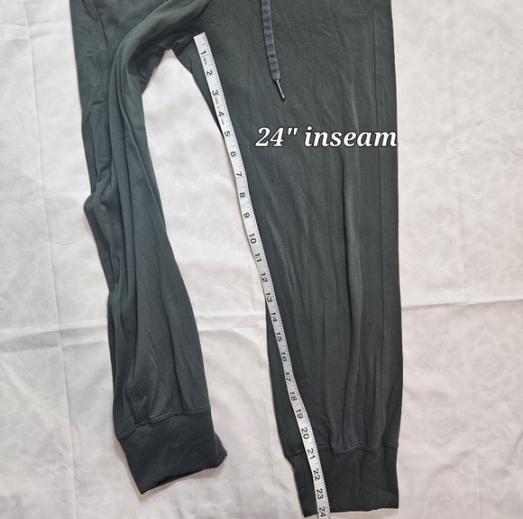 Lululemon Womens 2 Green Ready To Rulu High Rise Cropped Jogger Pants Pockets - Picture 6 of 13